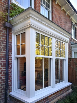 Vertical sash window