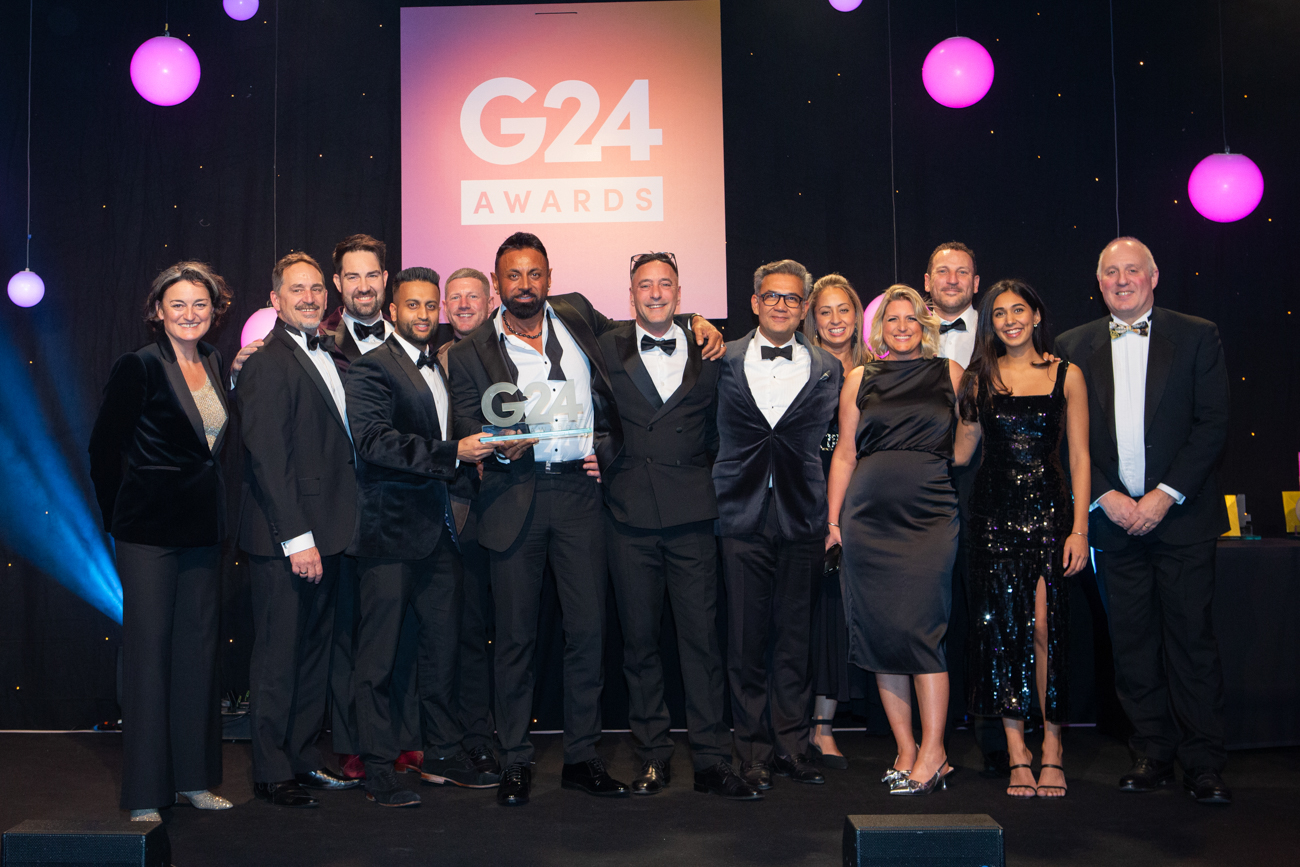 AluK and Arkay Contractors won the G-24 Commercial Project of the Year award for Escapade Silverstone