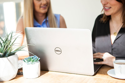 2 women and a laptop