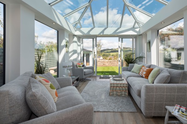 The Ultraframe Ultra Installer Scheme