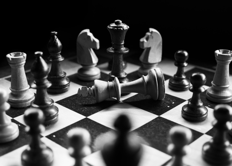 Winning the Game – A Chessboard Strategy